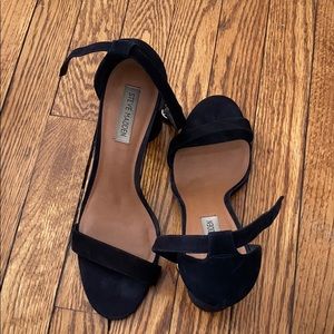 Steve Madden suede heels